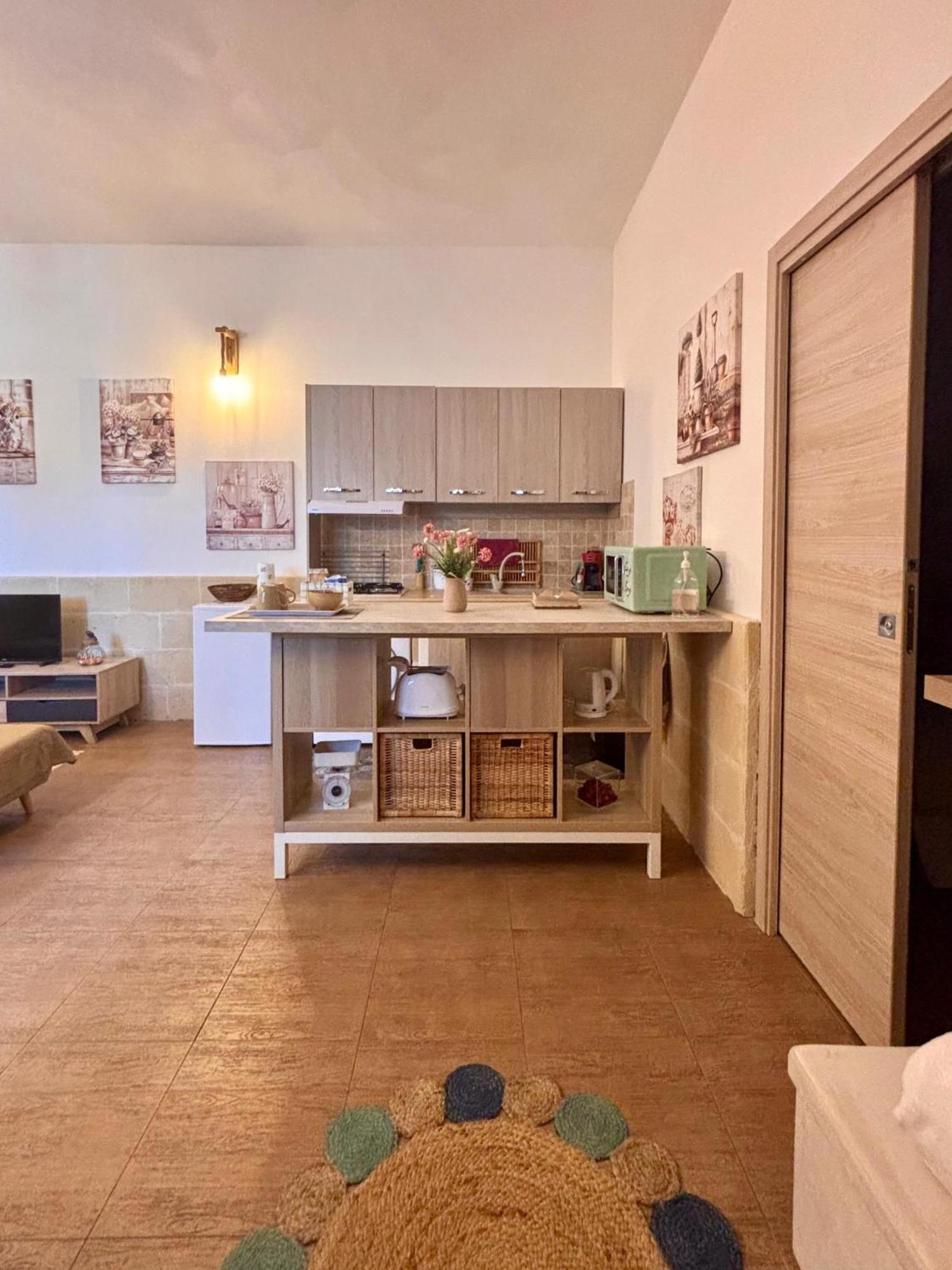 Mariella House Apartment Fasano Bagian luar foto
